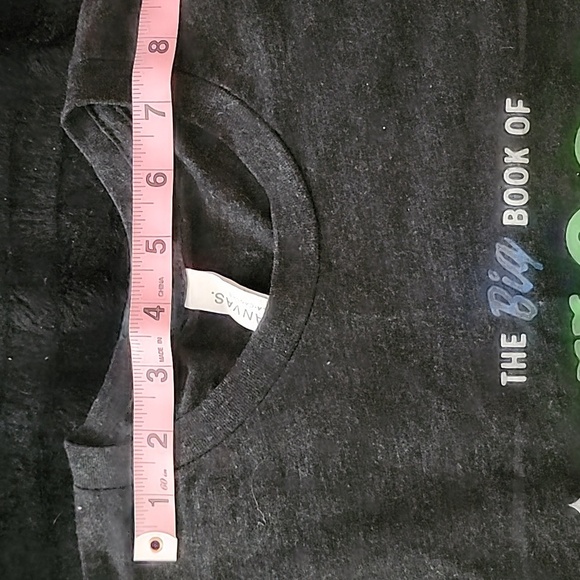 "The Big Book of Ghost Hunting T-shirt" SM Dark Gray - Picture 5 of 8